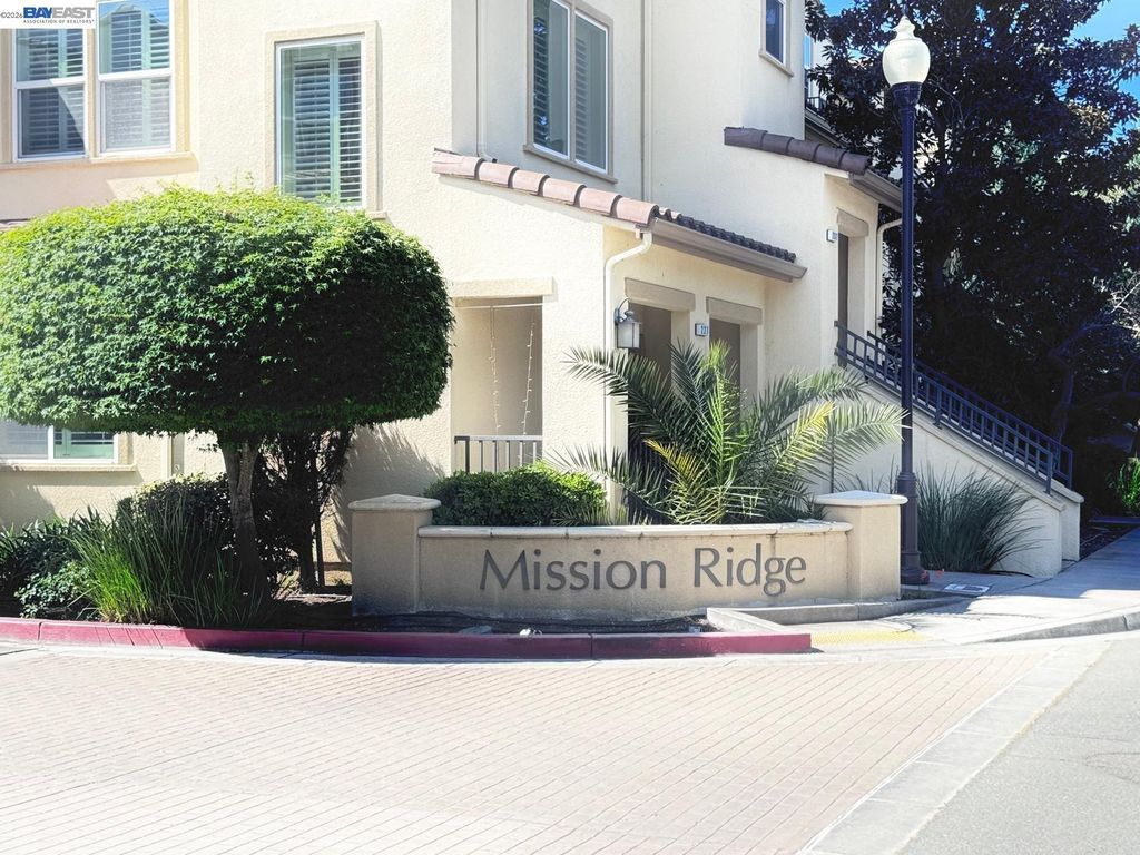 43886 Paso Pino Cmn, Fremont, CA 94539