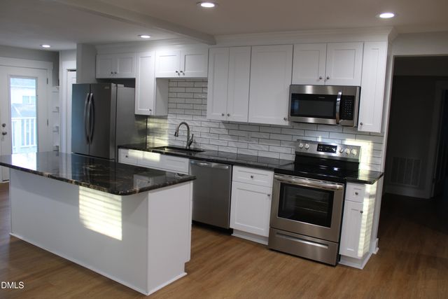 2812 Mayview Road, Raleigh, NC 27607