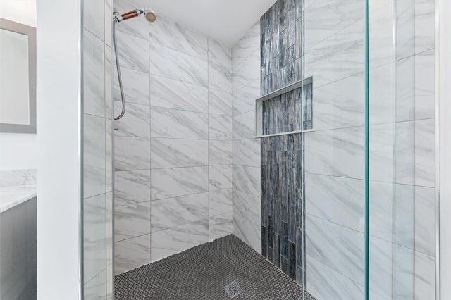 402 SEMINOLE PALMS Drive 402, Lake Worth, FL 33463