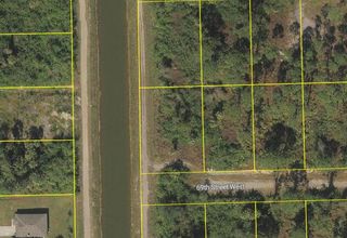 3612 69th Street W, Lehigh Acres, FL 33971