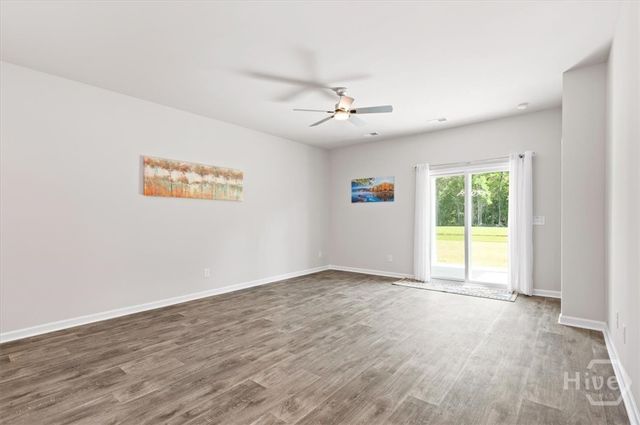 142 Bottlebrush Dr, Bloomingdale, GA 31302