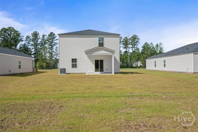 142 Bottlebrush Dr, Bloomingdale, GA 31302