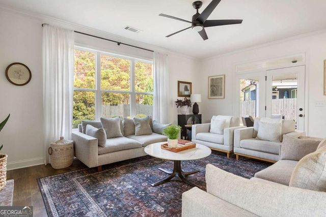 5197 Parkwood Drive, Flowery Branch, GA 30542