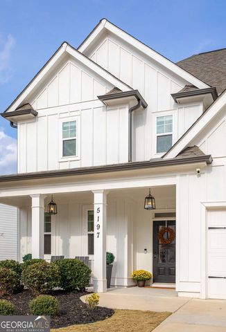 5197 Parkwood Drive, Flowery Branch, GA 30542