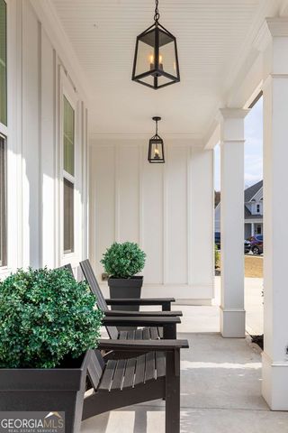 5197 Parkwood Drive, Flowery Branch, GA 30542