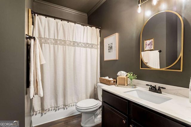 5197 Parkwood Drive, Flowery Branch, GA 30542