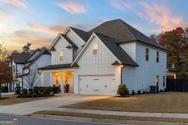 5197 Parkwood Drive, Flowery Branch, GA 30542