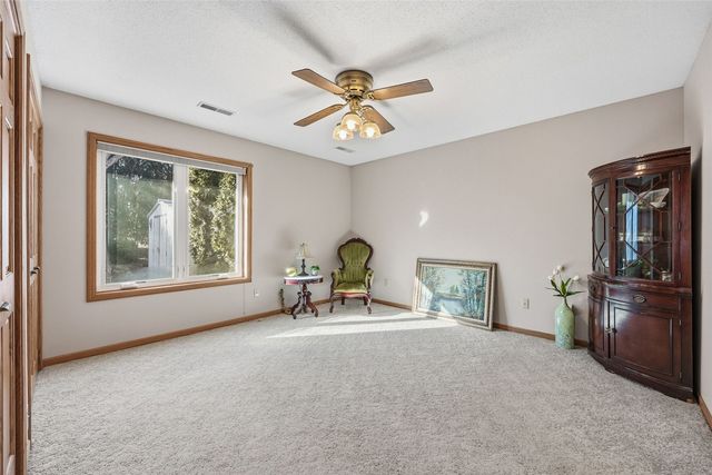 205 Westwood Road, Williamsburg, IA 52361