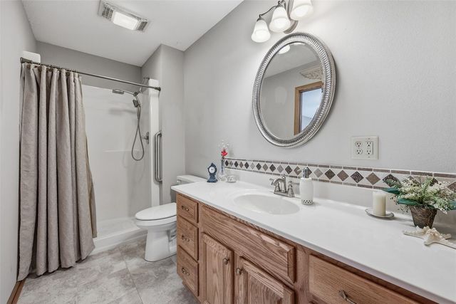 205 Westwood Road, Williamsburg, IA 52361