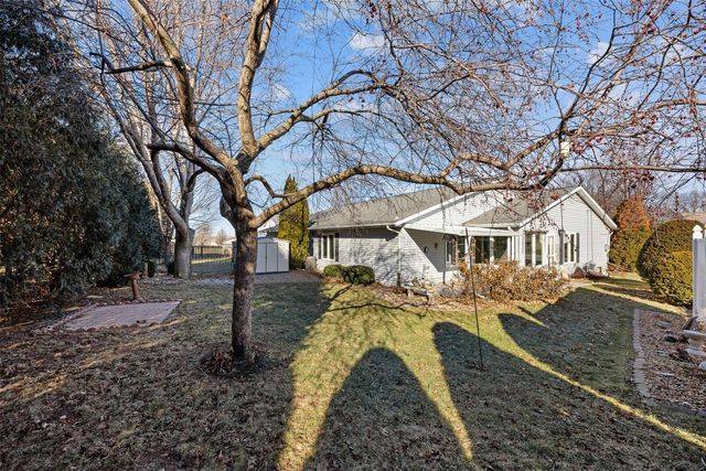 205 Westwood Road, Williamsburg, IA 52361