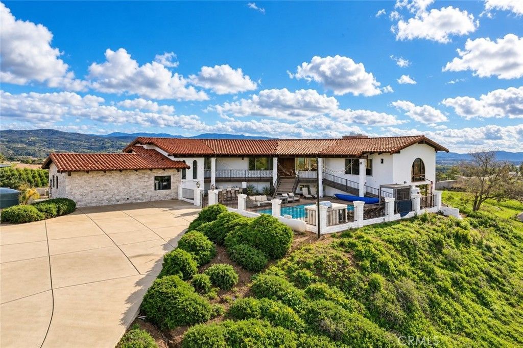 38225 Camino Sierra, Temecula, CA 92592 — exterior