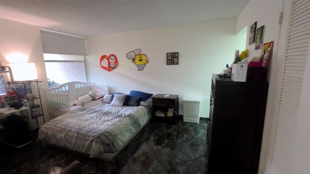 1900 W 68th St D207, Hialeah, FL 33014