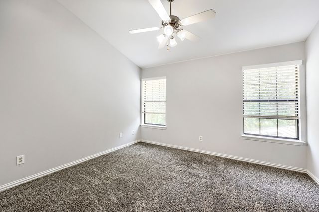 2800 Keller Springs Road 4C, Carrollton, TX 75006