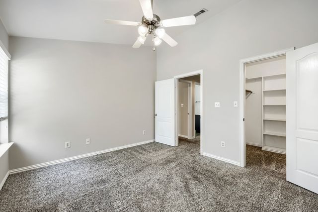 2800 Keller Springs Road 4C, Carrollton, TX 75006