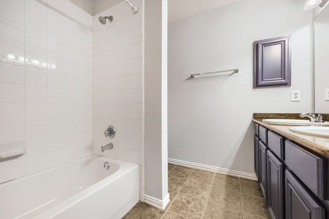 2800 Keller Springs Road 4C, Carrollton, TX 75006