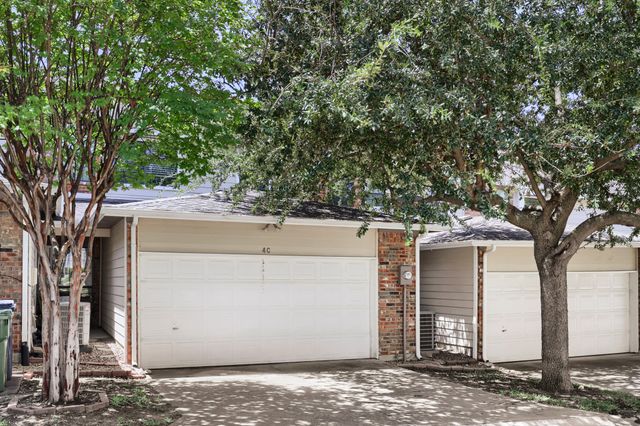 2800 Keller Springs Road 4C, Carrollton, TX 75006