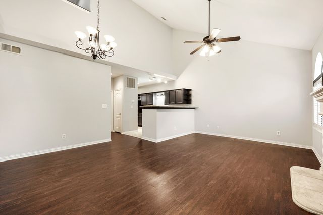 2800 Keller Springs Road 4C, Carrollton, TX 75006