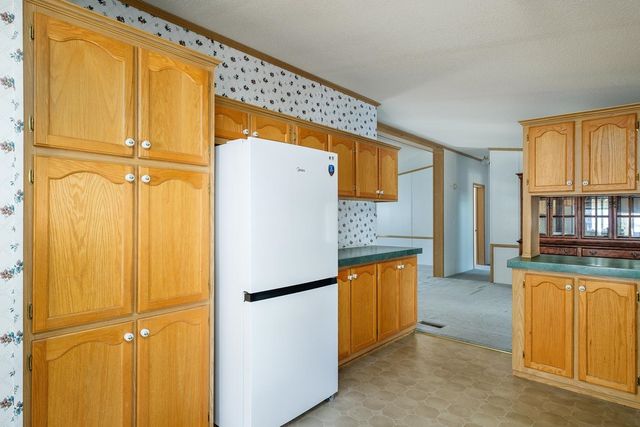 2 Sagamore Lane, Rochester, NH 03867