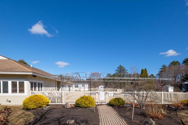 2 Sagamore Lane, Rochester, NH 03867