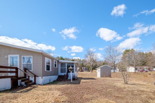 2 Sagamore Lane, Rochester, NH 03867