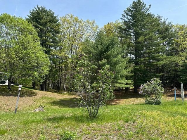 2 Sagamore Lane, Rochester, NH 03867