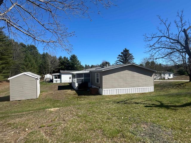 2 Sagamore Lane, Rochester, NH 03867