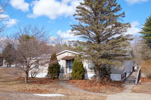2 Sagamore Lane, Rochester, NH 03867