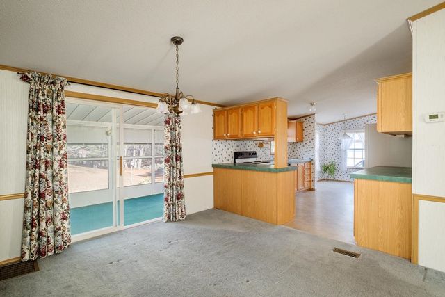 2 Sagamore Lane, Rochester, NH 03867