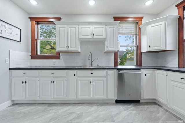 113 E 10th Street, Rochester, IN 46975