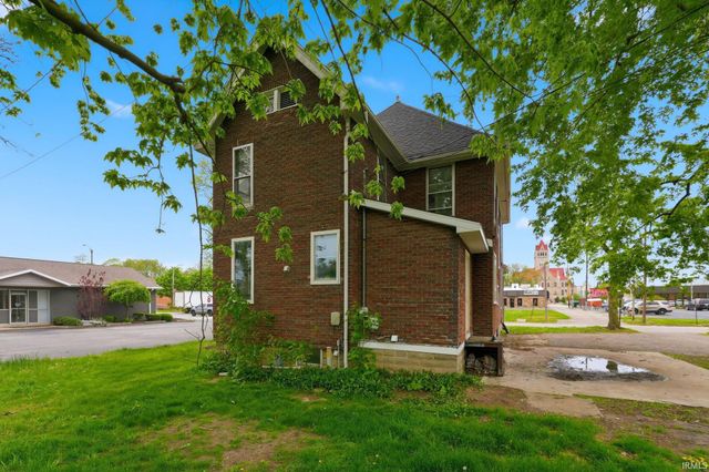113 E 10th Street, Rochester, IN 46975