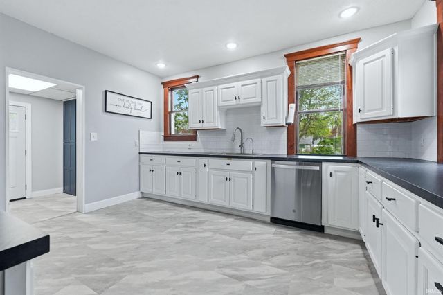 113 E 10th Street, Rochester, IN 46975