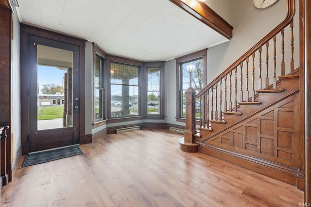 113 E 10th Street, Rochester, IN 46975