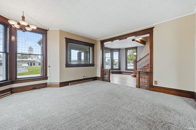 113 E 10th Street, Rochester, IN 46975