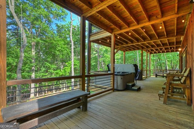 187 Hayden Way Drive, Morganton, GA 30560