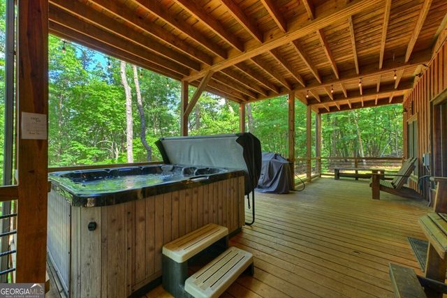 187 Hayden Way Drive, Morganton, GA 30560