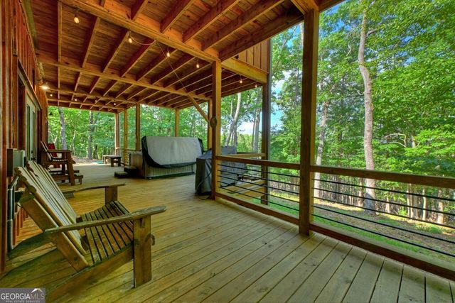 187 Hayden Way Drive, Morganton, GA 30560