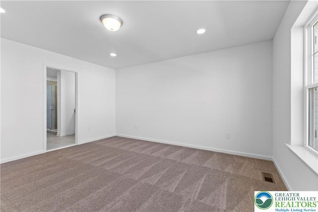 93 Timber Trail 46, Palmer Twp, PA 18045