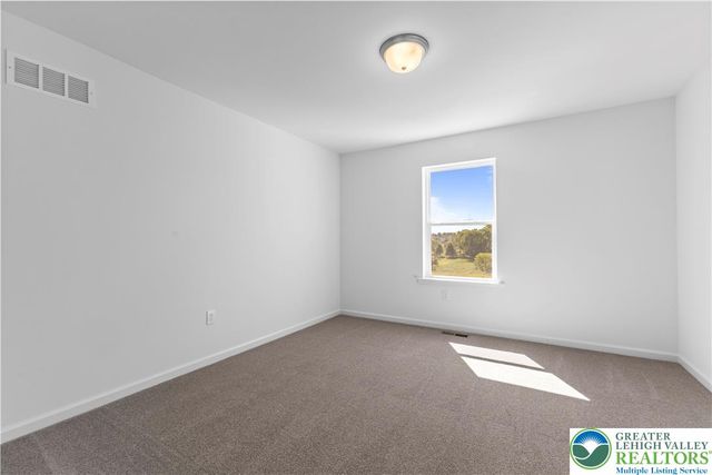 93 Timber Trail 46, Palmer Twp, PA 18045