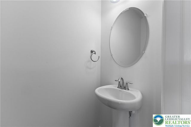 93 Timber Trail 46, Palmer Twp, PA 18045