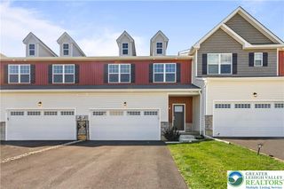 93 Timber Trail 46, Palmer Twp, PA 18045