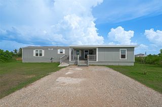 1122 Road 57221, Cleveland, TX 77327