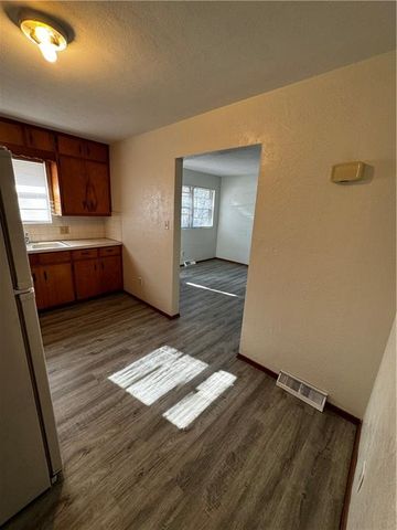 11224, 11226, 11228 Felton Street, Sugar Creek, MO 64054