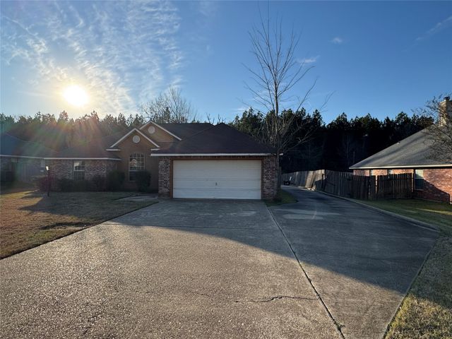 10014 Freedoms Way, Keithville, LA 71047