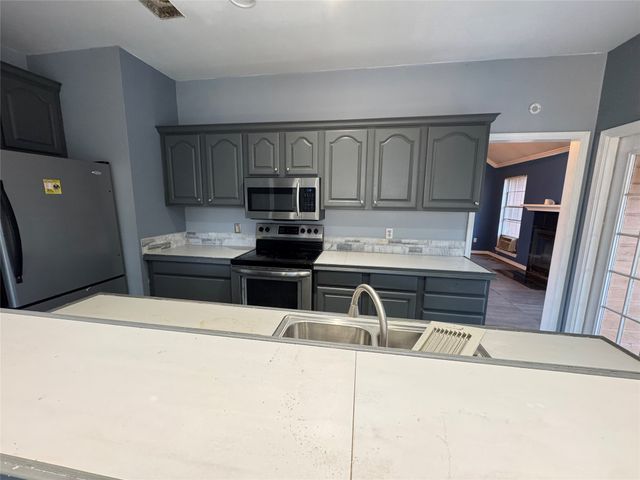 10014 Freedoms Way, Keithville, LA 71047