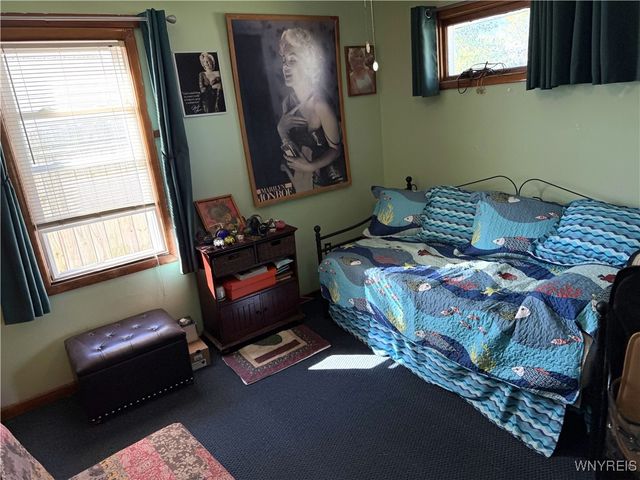 10 Woodbine Place, Cheektowaga, NY 14225