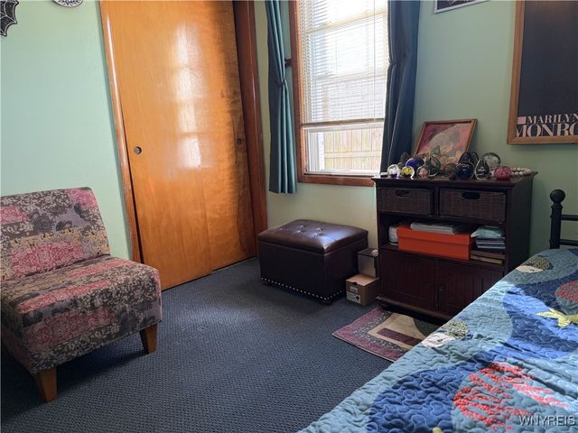 10 Woodbine Place, Cheektowaga, NY 14225