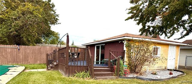 10 Woodbine Place, Cheektowaga, NY 14225