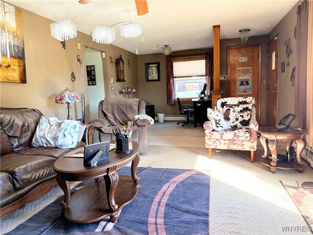 10 Woodbine Place, Cheektowaga, NY 14225