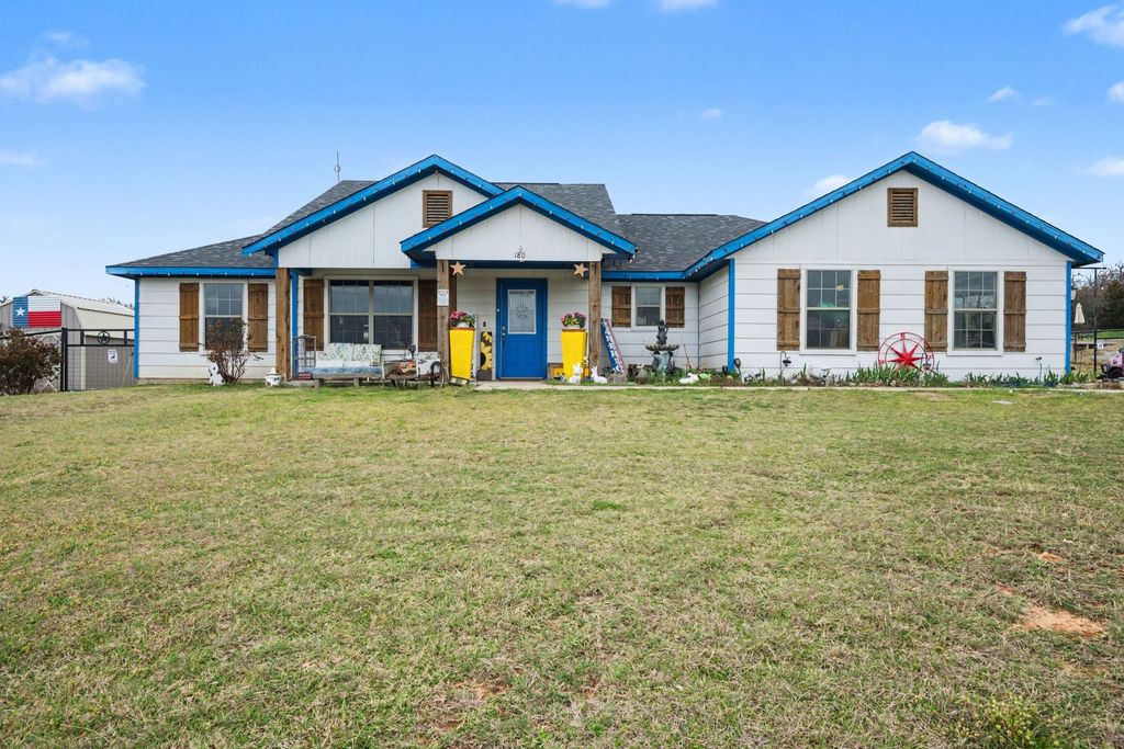 180 Toowoomba Lane, Weatherford, TX 76085