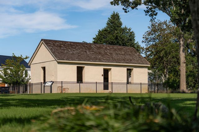 4021 Kaolin Street, Charleston, SC 29407